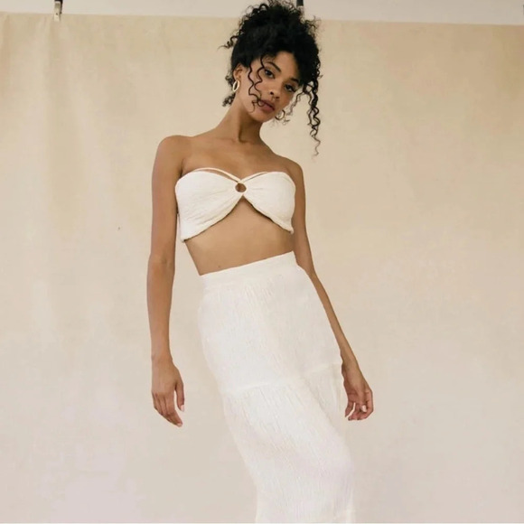 Savannah Morrow Summer Top in Cream Bandeau Crop Top NWT Small - Picture 4 of 13